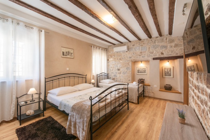 Interior photo gallery, Dolce Vita Apartments in Diocletian's Palace, Split, Dalmatia, Croatia Split